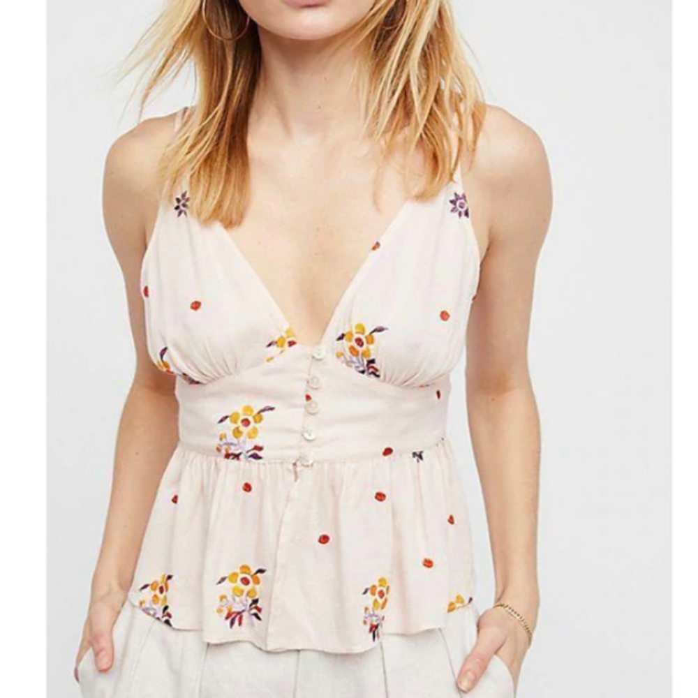 Intimately Free People Field of Flowers Blush Embroidered Camisoles Siz…